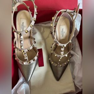 Valentino ROCKSTUD ANKLE STRAP PUMP WITH STUDS 100 MM size 37